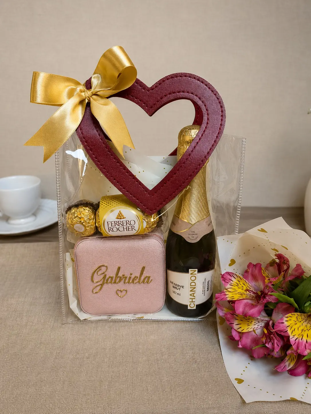 Cesta Dia dos Namorados Amor em Detalhes - Cesta artesanal em Conselheiro Lafaiete